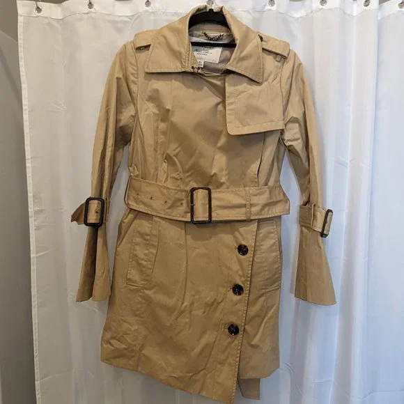 Banana Republic x Olivia Palermo Bell-Sleeve Asymmetrical Trench Coat | XS - Picture 4 of 9